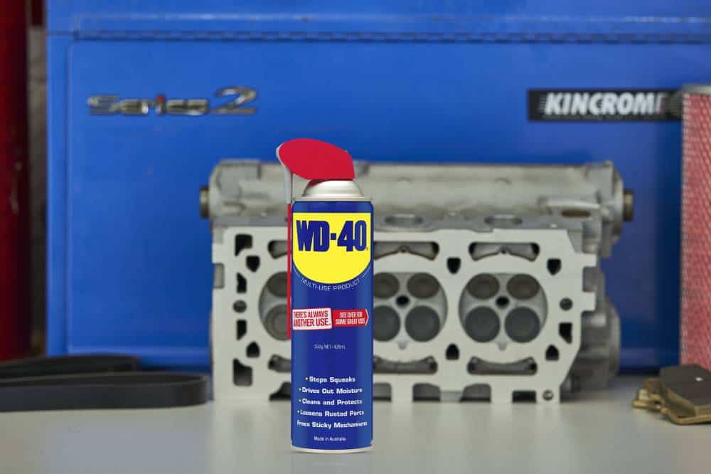 How To Remove Rust From Your Bathroom Wd 40 Australia - How To Remove Rust From Bathroom Cabinet Hinges